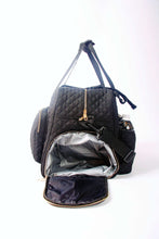 Load image into Gallery viewer, GRAB IT &amp; GO FITNESS TRAVEL DUFFEL BAG- BLACK -NON- QUILTED OUTER